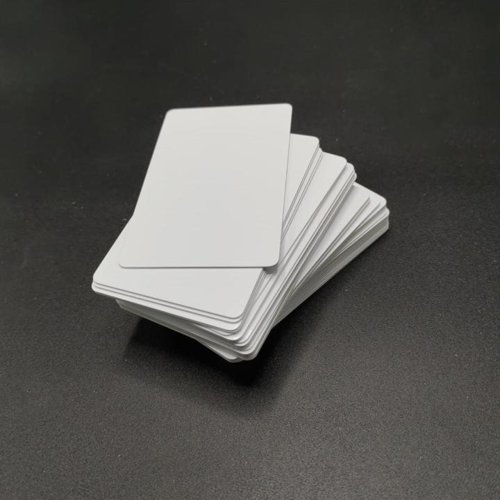 A blank ID-1 / CR80 card, ready to customise