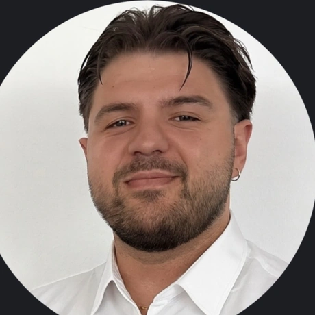 Harris Nuhanović
